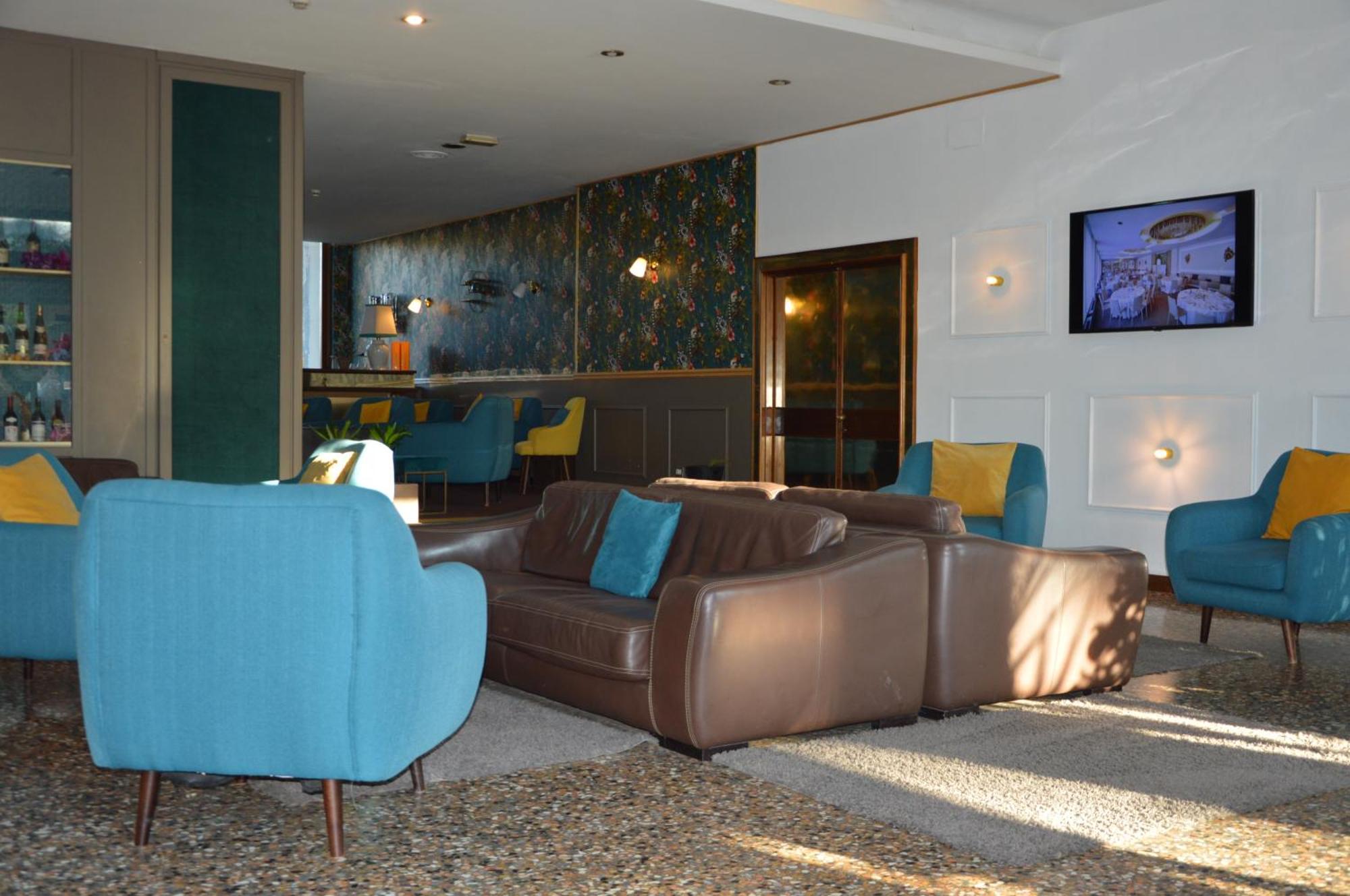 Blue Dream Hotel Монселіче Екстер'єр фото
